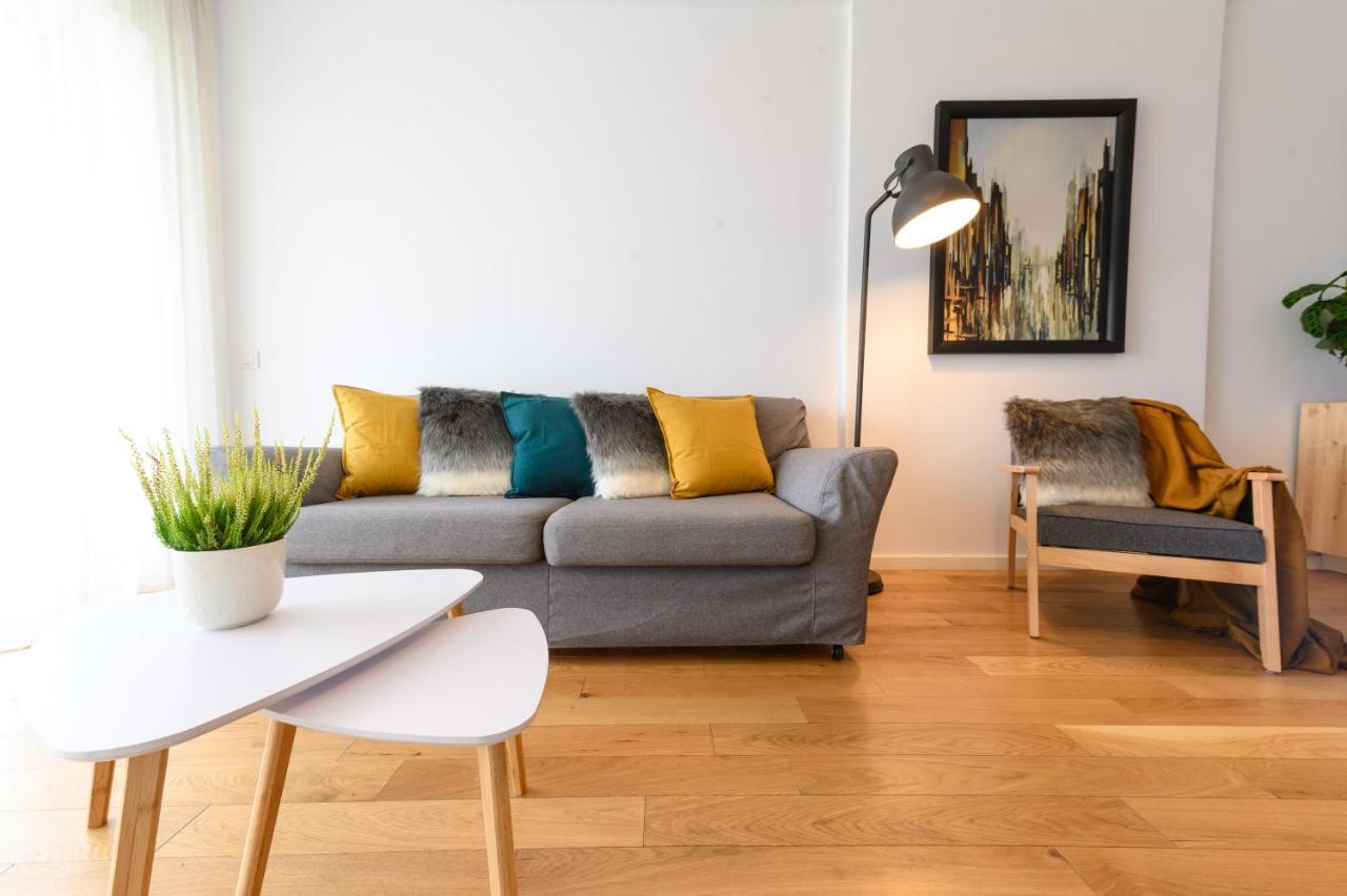 North Artistique - Aviatiei Apartment Bucharest Luaran gambar