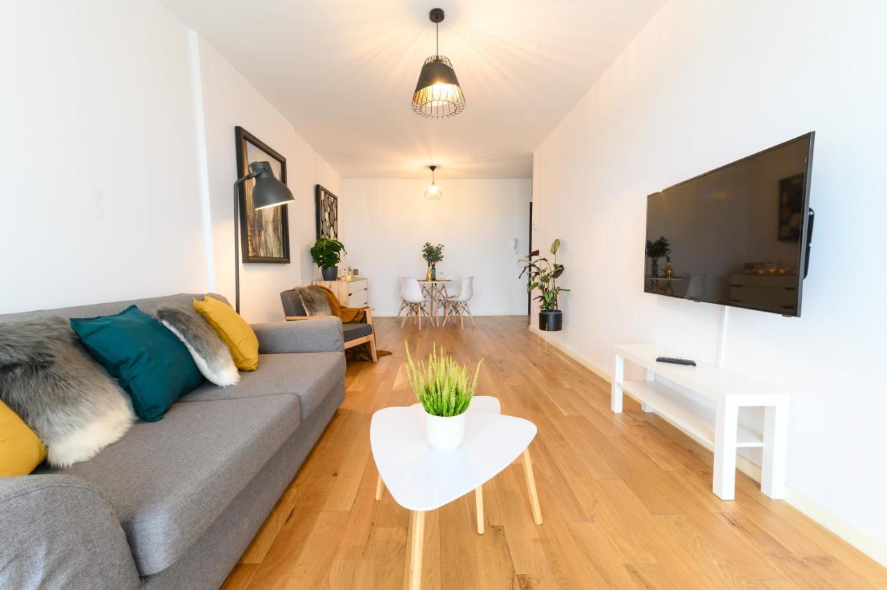 North Artistique - Aviatiei Apartment Bucharest Luaran gambar