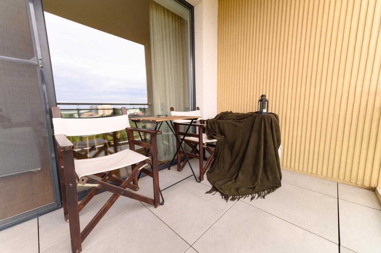 North Artistique - Aviatiei Apartment Bucharest Luaran gambar