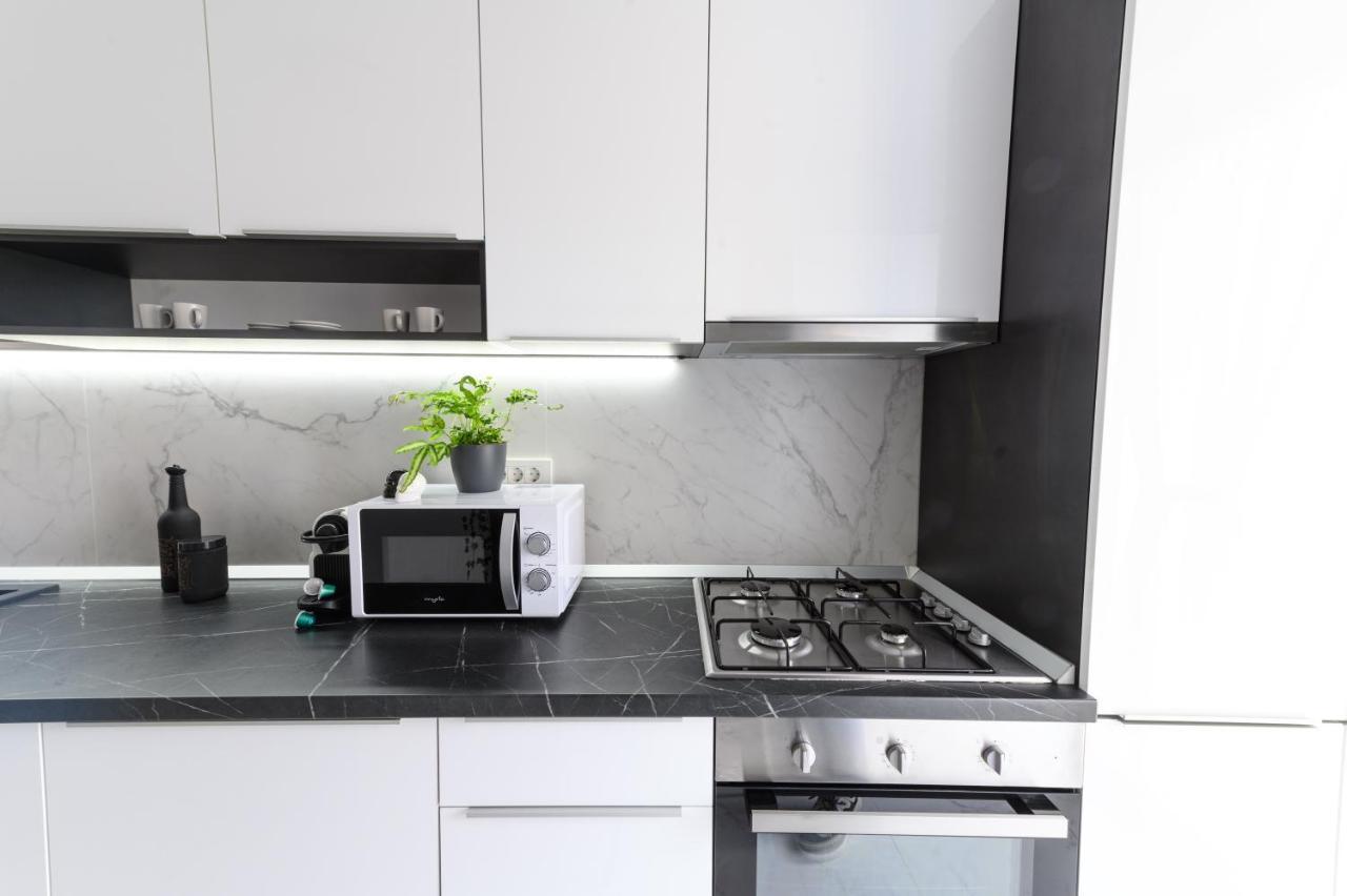 North Artistique - Aviatiei Apartment Bucharest Luaran gambar